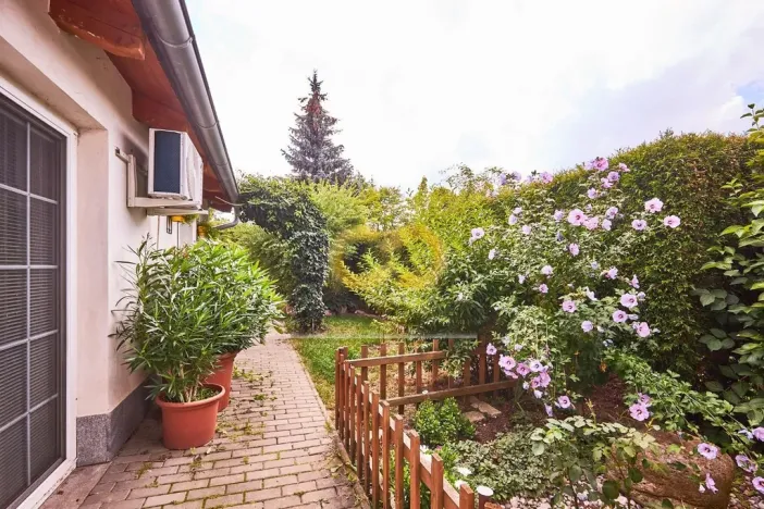 Prodej obchodního prostoru, Písek, U Hřebčince, 430 m2