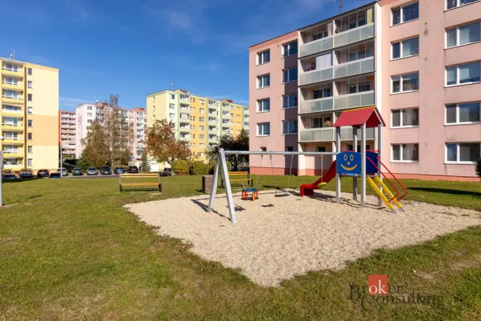 Prodej bytu 3+1, Bruntál, Dolní, 60 m2