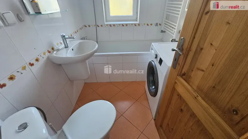 Pronájem bytu 2+kk, Praha - Libeň, Na stráži, 37 m2