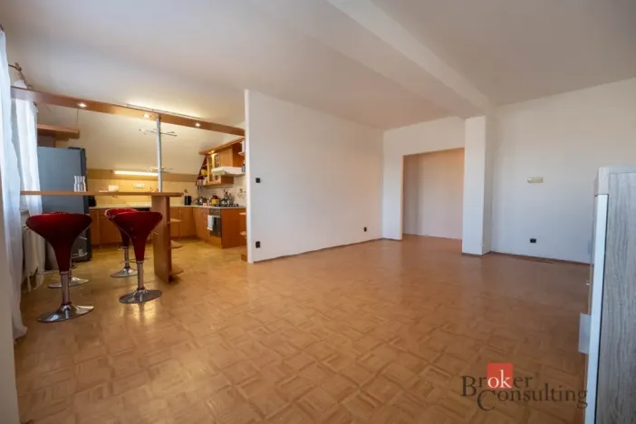 Prodej bytu 2+kk, Prosiměřice, 84 m2
