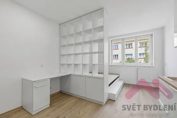 Pronájem bytu 1+kk, Praha - Žižkov, Biskupcova, 25 m2