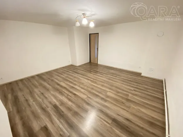 Pronájem bytu 1+1, Ivanovice na Hané, Husova, 35 m2