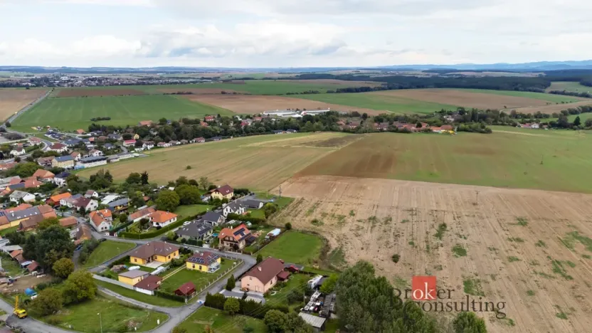 Prodej pozemku pro bydlení, Výrov - Hadačka, 1036 m2