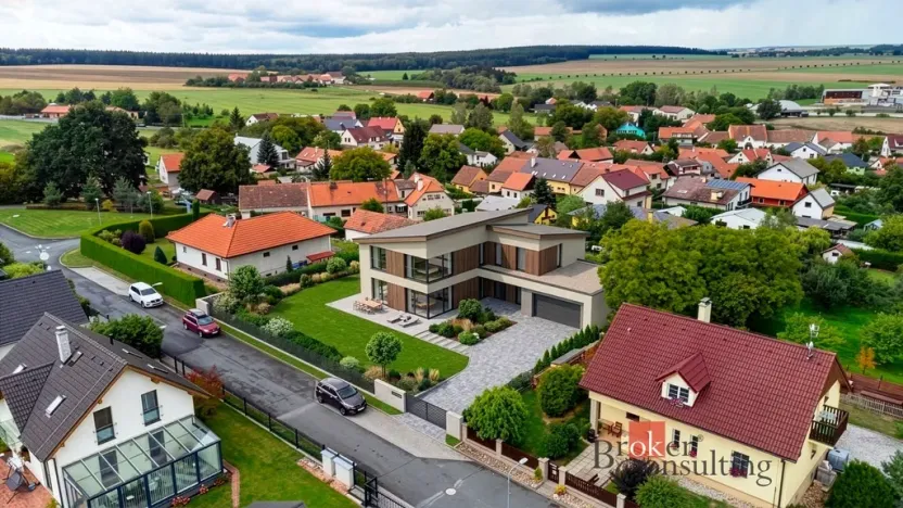 Prodej pozemku pro bydlení, Výrov - Hadačka, 1036 m2