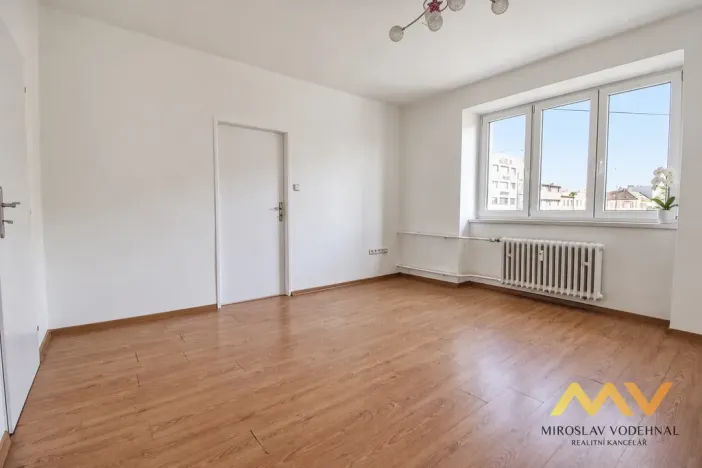 Pronájem bytu 2+1, Hradec Králové, Průmyslová, 57 m2
