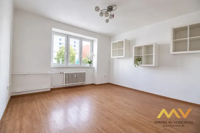 Pronájem bytu 2+1, Hradec Králové, Průmyslová, 57 m2