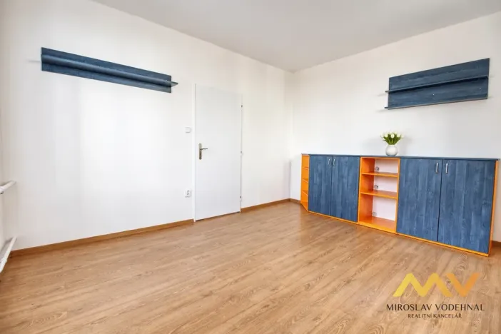 Pronájem bytu 2+1, Hradec Králové, Průmyslová, 57 m2