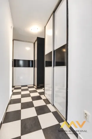 Pronájem bytu 2+1, Hradec Králové, Průmyslová, 57 m2