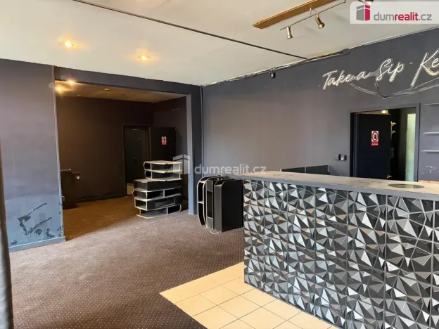 Pronájem komerčního prostoru, 72 m², náměstí Míru, Zruč nad Sázavou