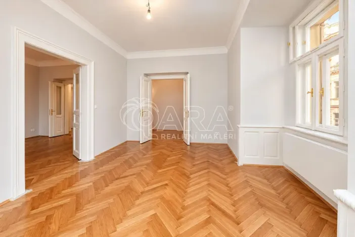 Pronájem bytu 3+1, Praha - Smíchov, Kořenského, 108 m2