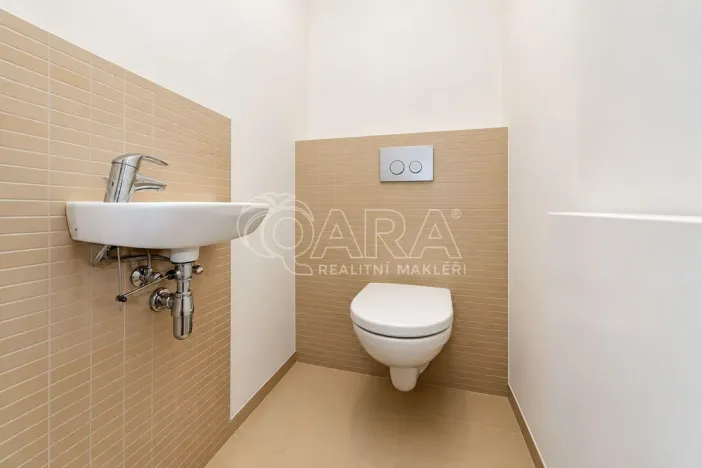 Pronájem bytu 3+1, Praha - Smíchov, Kořenského, 108 m2