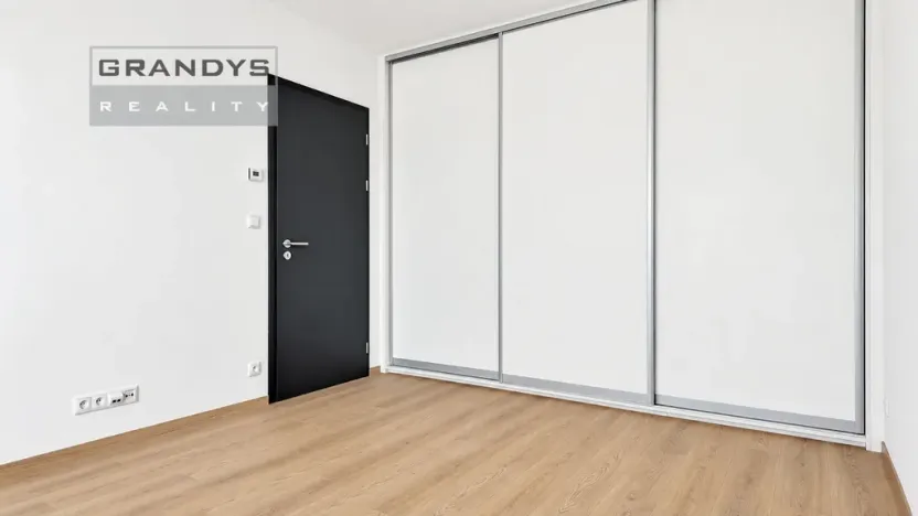 Pronájem bytu 2+kk, Praha, Mecháčková, 61 m2