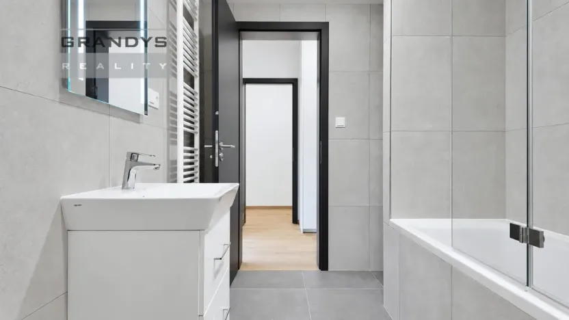 Pronájem bytu 2+kk, Praha, Mecháčková, 61 m2