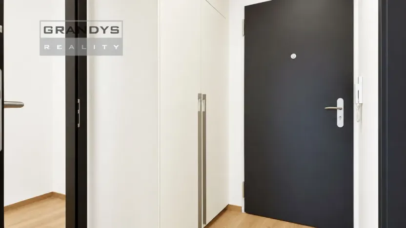 Pronájem bytu 2+kk, Praha, Mecháčková, 61 m2
