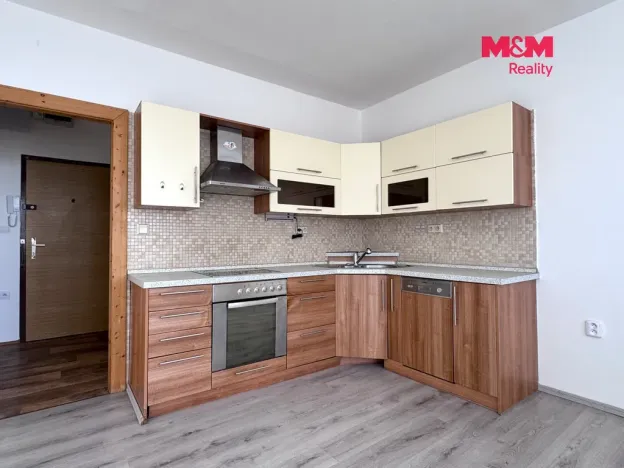 Pronájem bytu 2+kk, Ústí nad Labem, Šrámkova, 40 m2