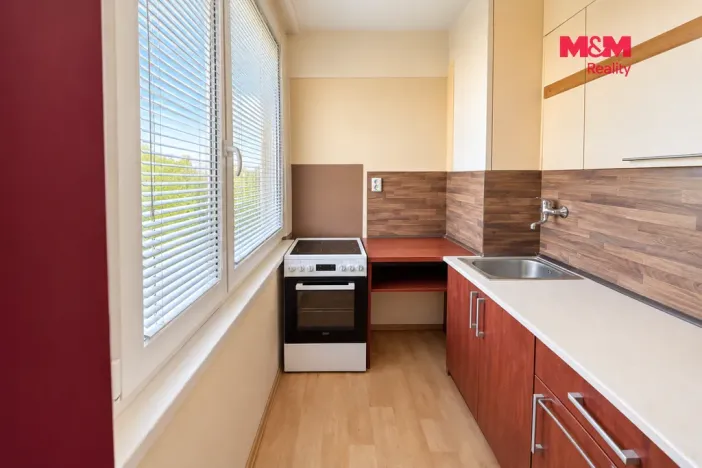 Prodej bytu 1+kk, Pardubice - Polabiny, kpt. Bartoše, 30 m2