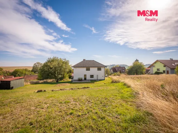 Prodej rodinného domu, Neustupov, 450 m2