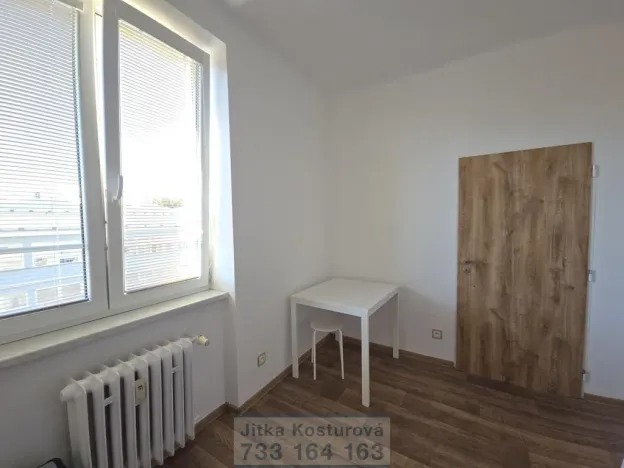 Prodej bytu 1+1, Opava - Předměstí, Zámecký okruh, 41 m2
