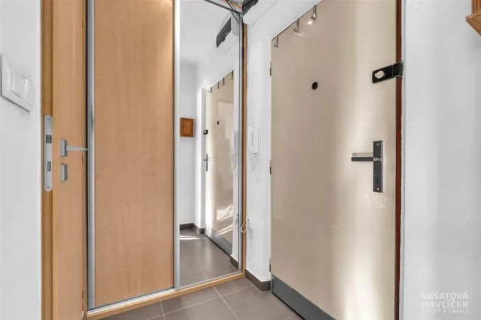 Prodej bytu 1+kk, Hradec Králové, Na Kotli, 28 m2