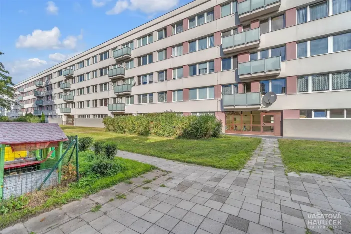 Prodej bytu 1+kk, Hradec Králové, Na Kotli, 28 m2