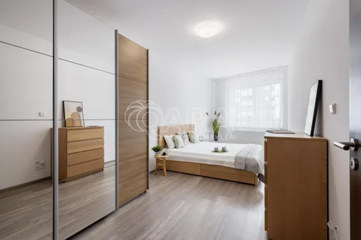 Pronájem bytu 2+kk, Praha - Stodůlky, Svitákova, 67 m2