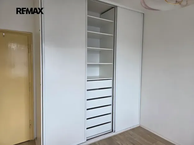 Pronájem bytu 3+1, Praha - Čakovice, Radbuzská, 85 m2