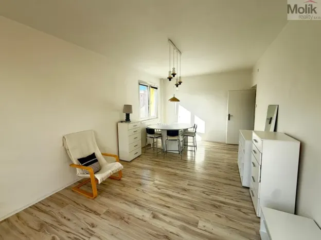 Pronájem bytu 2+1, 56 m², Jaroslava Vrchlického, Most
