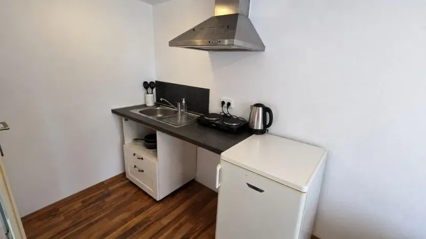 Pronájem bytu 1+kk, Praha - Hlubočepy, Filmařská, 22 m2