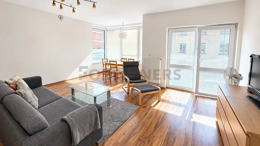 Pronájem bytu 2+kk, Plzeň, Veverkova, 66 m2