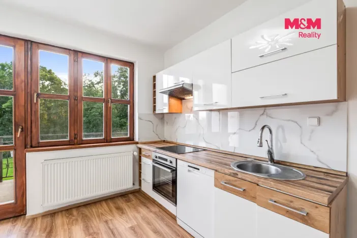 Pronájem bytu 2+kk, Chlumec, Ústecká, 58 m2