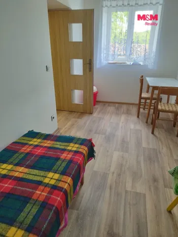 Pronájem rodinného domu, Zvoleněves, 85 m2