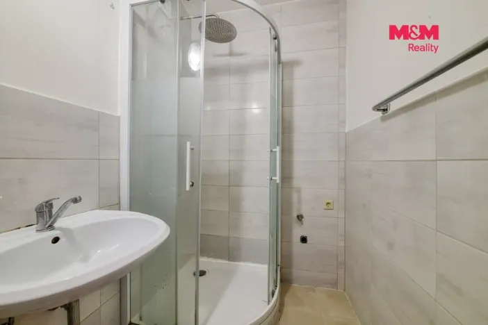 Prodej bytu 2+1, Kynšperk nad Ohří, náměstí SNP, 51 m2
