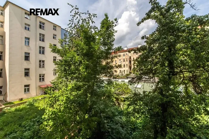 Pronájem bytu 2+kk, Praha - Vinohrady, Dykova, 50 m2