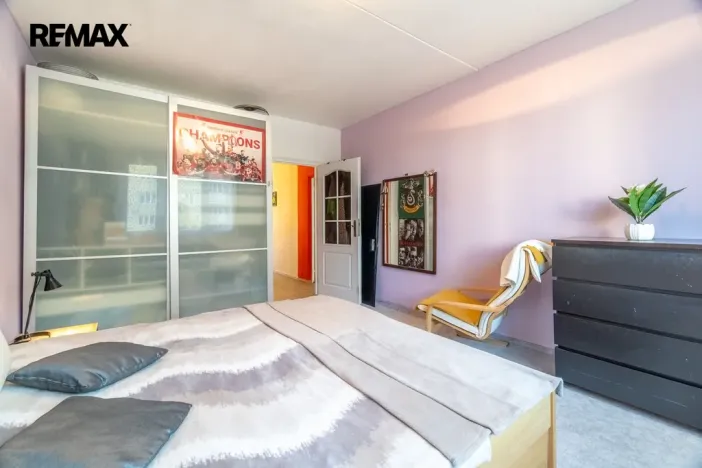 Prodej bytu 2+1, Praha - Kamýk, Olbramovická, 62 m2