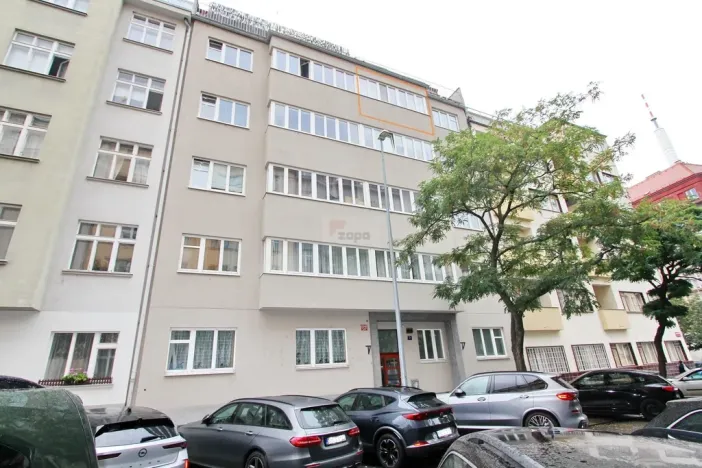 Prodej bytu 1+kk, Praha - Vinohrady, Velehradská, 36 m2
