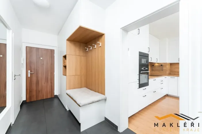 Pronájem bytu 2+kk, Praha - Hloubětín, Za černým mostem, 48 m2