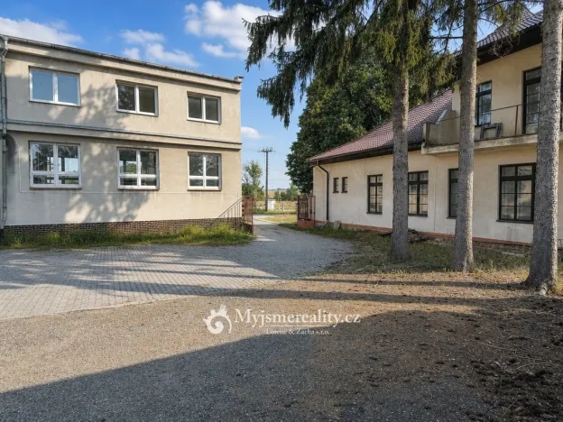 Pronájem skladu, Jaroměřice nad Rokytnou - Popovice, Nádražní, 103 m2