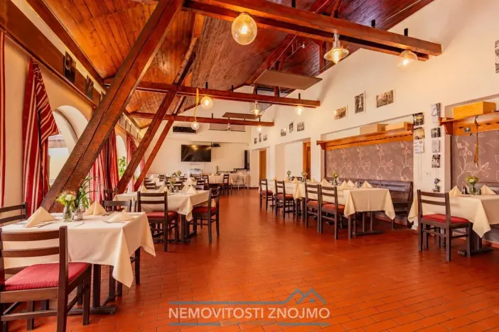 Prodej obchodního prostoru, Březí, Dunajovická, 630 m2