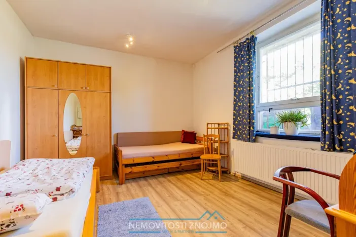 Prodej obchodního prostoru, Březí, Dunajovická, 630 m2