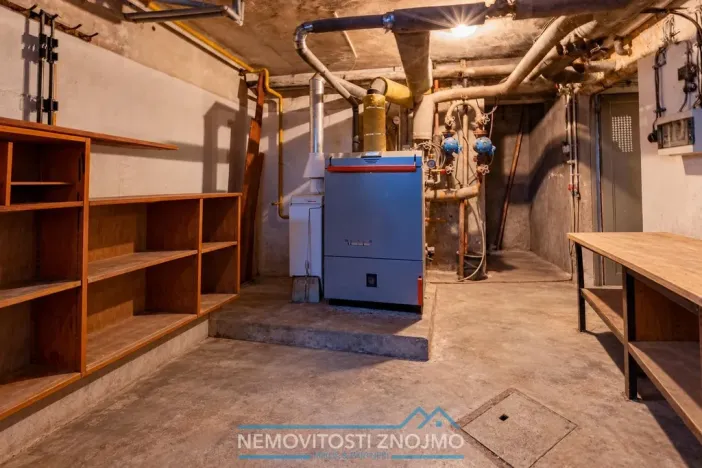 Prodej obchodního prostoru, Březí, Dunajovická, 630 m2