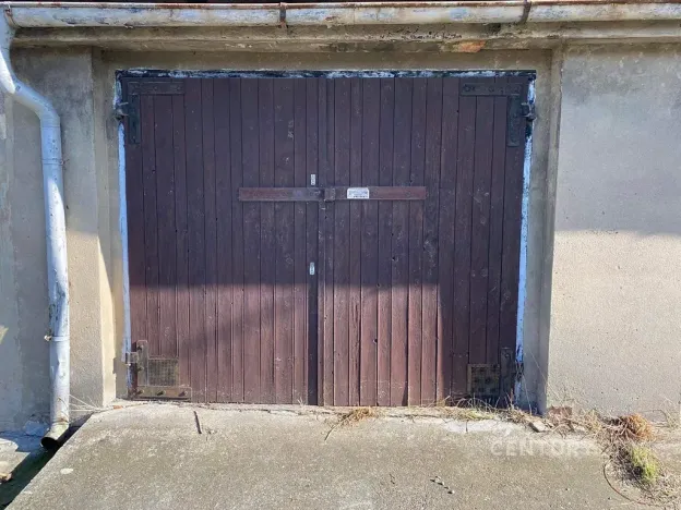 Pronájem garáže, 21 m², Libušina, Teplice