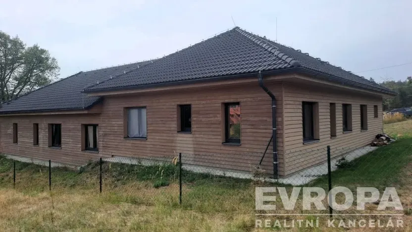 Prodej rodinného domu, Neveklov - Nebřich, 378 m2