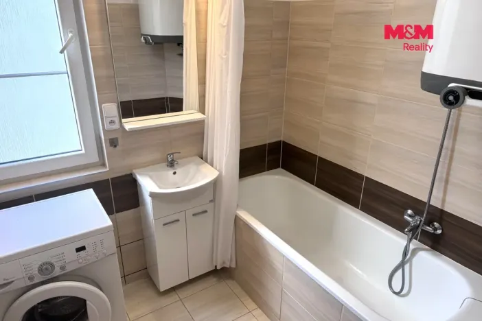 Pronájem bytu 2+1, Ústí nad Labem - Klíše, Vilová Ulička, 61 m2