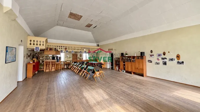Prodej rodinného domu, Kozly, 712 m2