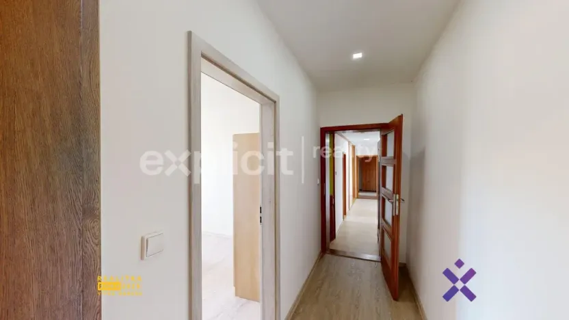Pronájem bytu 4+1, Zlín - Malenovice, Jarolímkovo náměstí, 133 m2