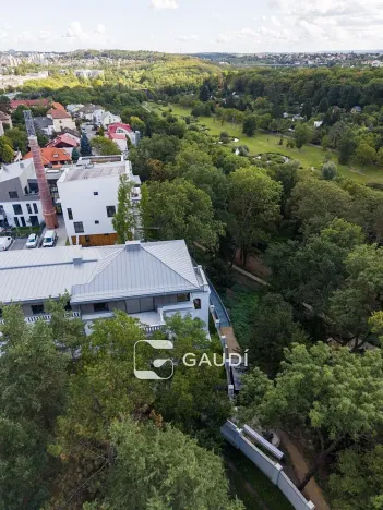 Prodej bytu 4+kk, Praha, Mezitraťová, 105 m2