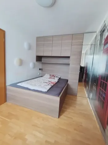 Prodej bytu 3+1, Hradec Králové, Jungmannova, 75 m2