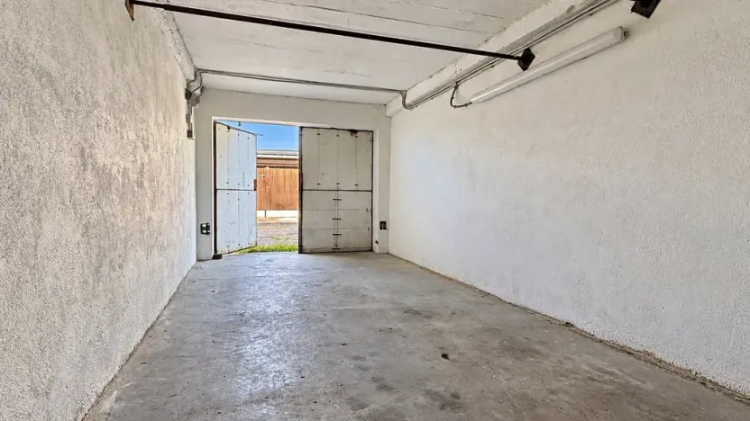 Pronájem garáže, Zlín, Boněcko I, 18 m2