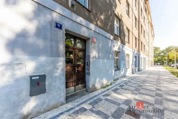 Prodej bytu 1+kk, Praha - Vinohrady, Na Folimance, 28 m2