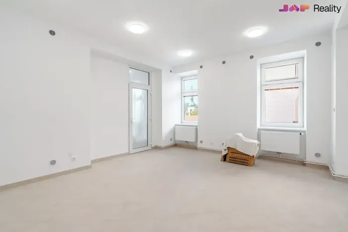 Pronájem komerční nemovitosti, Rosice, Palackého nám., 100 m2